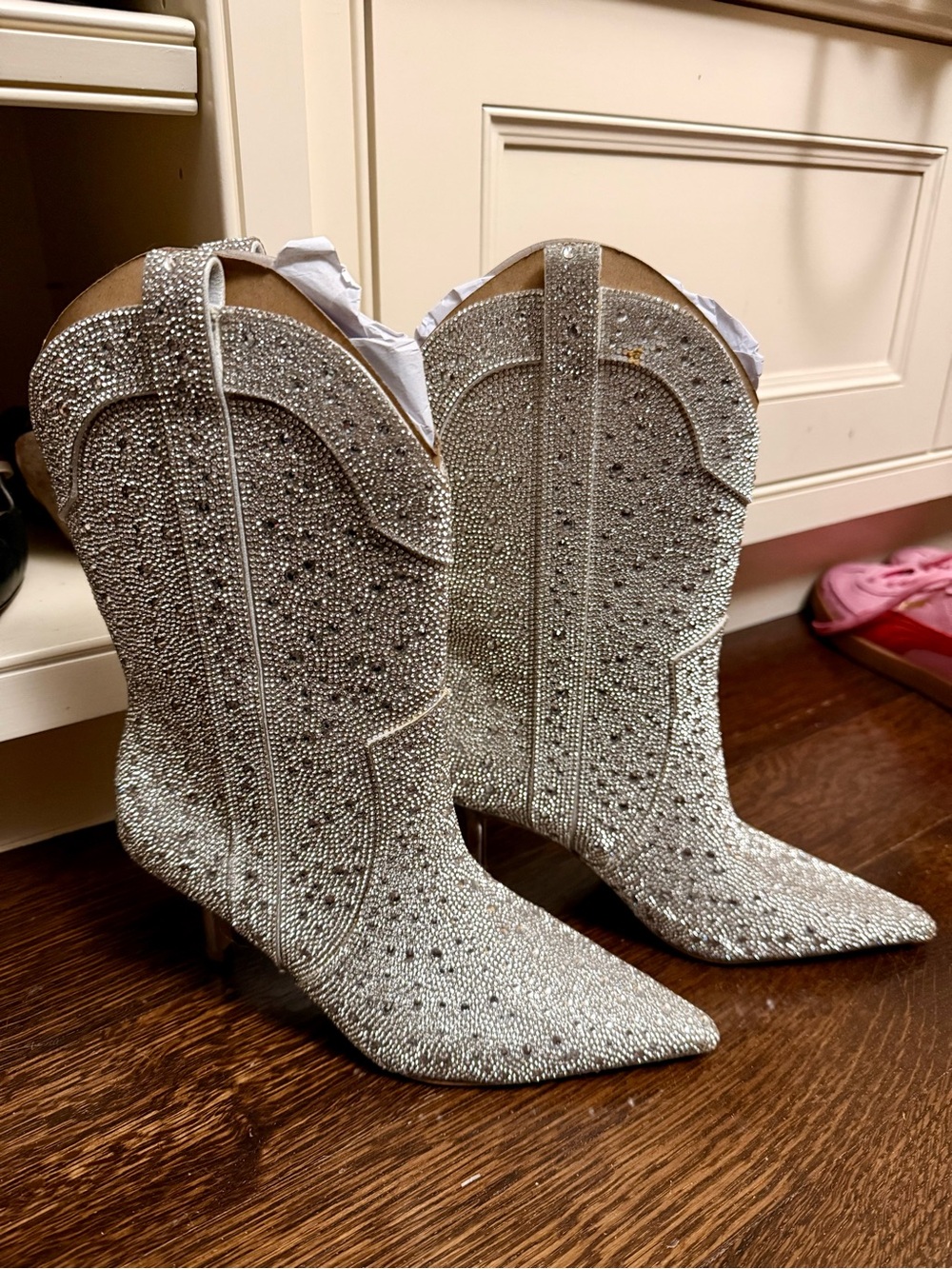 Rhinestone Pointed-Toe Silver Western Ankle Boots BRAND NEW